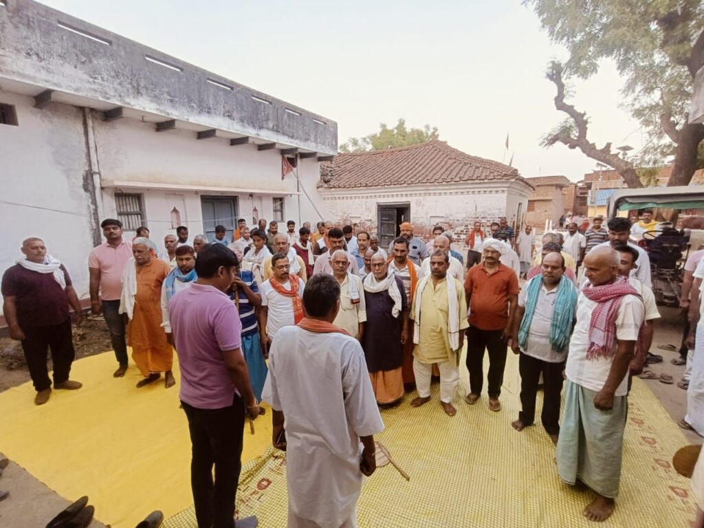 पहलगाम में आतंकी हमले में मारे गए पर्यटकों को दी गई श्रद्धांजलि 2 img 20250425 wa02727398576638668891282