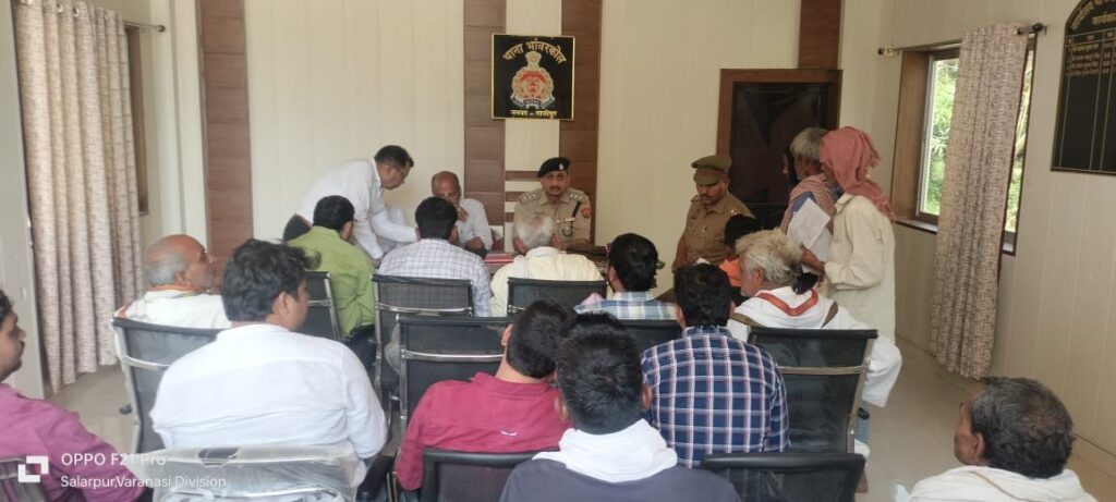 थाना दिवस पर पांच मिले प्रार्थना पत्र, दो का हुआ निस्तारण 2 img 20250426 wa03066324049989600351613