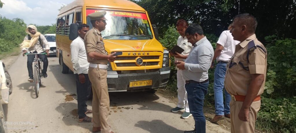 वाहनों के खिलाफ चलाया गया अभियान 2 img 20250927 wa03838148185630551552785