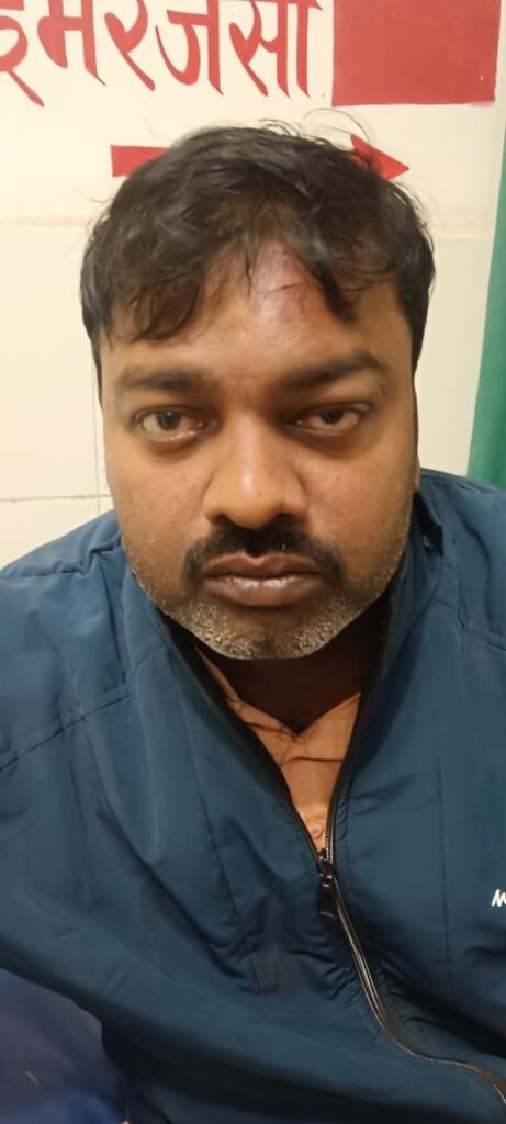 जंगीपुर वाजिदपुर के ग्राम प्रधान धर्मेंद्र कुशवाहा पर जानलेवा हमला, बीएचयू रेफर 12 img 20251119 wa0351879991444676644802