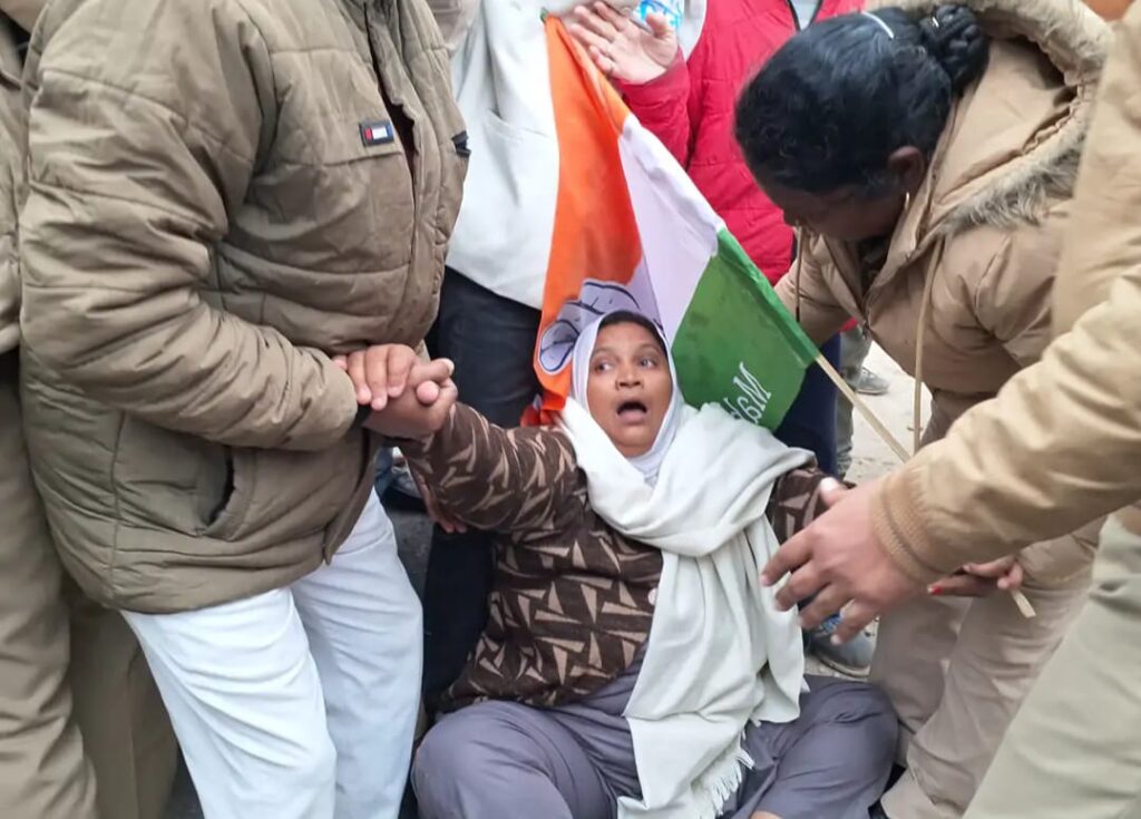 WhatsApp Image 2025 12 18 at 7.55.32 PM 1