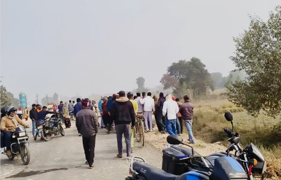 दुल्लापुर थाना क्षेत्र में सड़क हादसा, साइकिल सवार नाबालिग की मौके पर मौत 12 WhatsApp Image 2025 12 30 at 7.13.52 PM