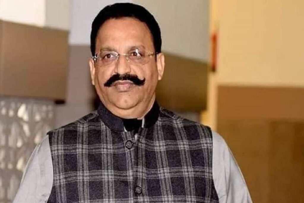 दिल्ली की हवा पर संसद में गरजे अफजल अंसारी, सरकार को बताया गैर-जिम्मेदार 2 mukhtar ansari sentenced to 2 years for threatening jailer