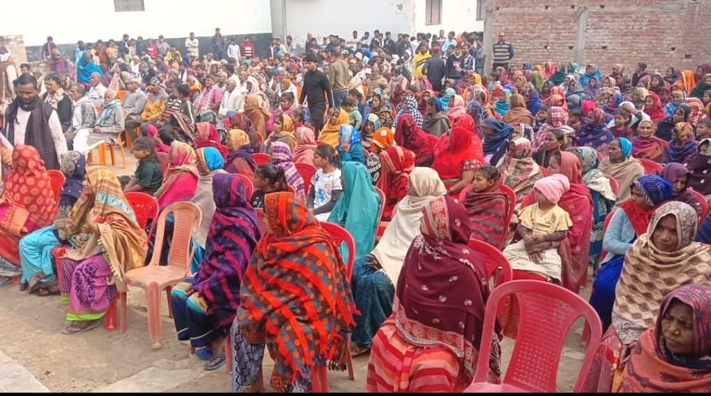 दिवंगत शशि सिंह की अधूरी सेवा को भाई अजीत सिंह ने किया पूरा, 500 जरूरतमंदों को बांटे कंबल 12 WhatsApp Image 2026 01 02 at 7.06.36 PM 1