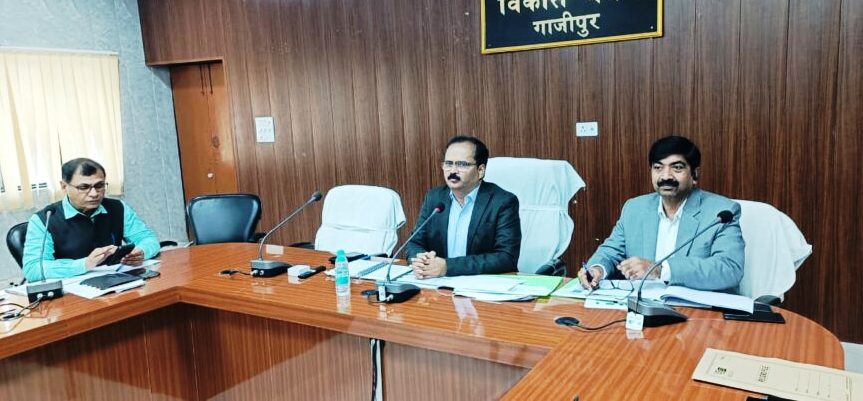 स्वच्छ भारत मिशन (ग्रामीण) की समीक्षा बैठक, आरआरसी सेंटर व सामुदायिक शौचालयों के संचालन पर जोर 2 IMG 20260204 WA0051 935x420 2